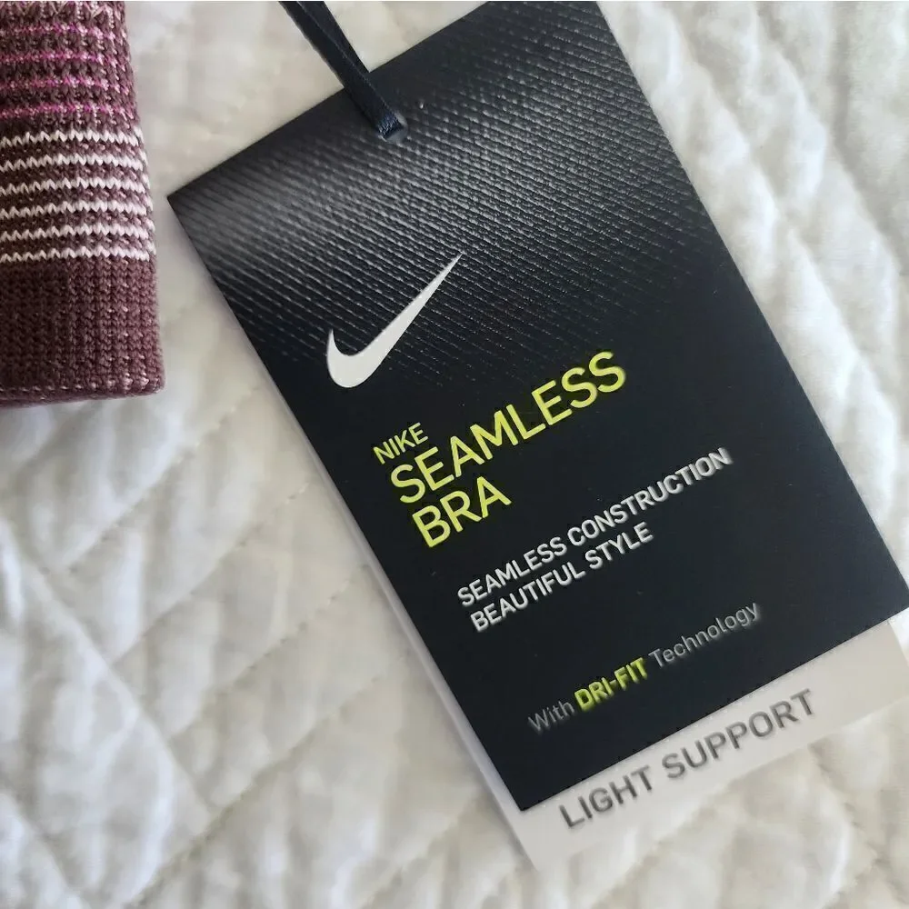 Nike Seamless light support sport bra